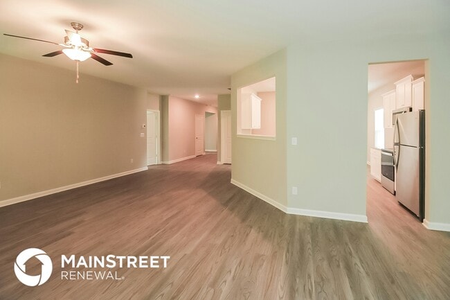 Photo - 45 Katelen Ct