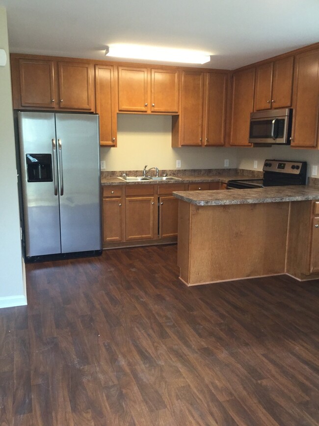 Newly constructed 1 bedroom/1 bath unit in... - Newly constructed 1 bedroom/1 bath unit in... House