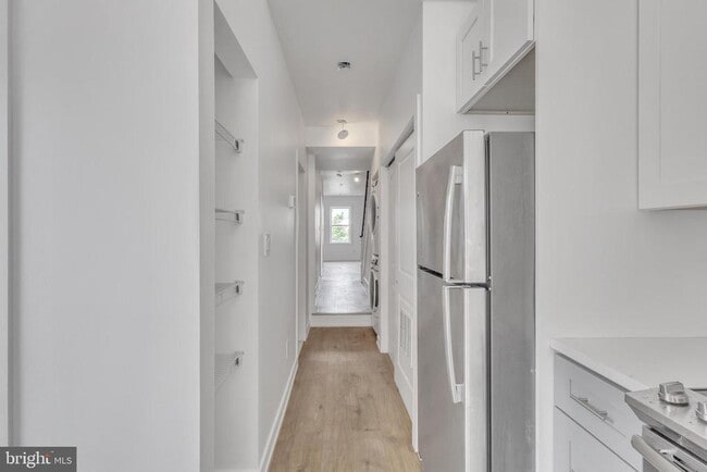 Building Photo - 2313 Frankford Ave Unit B