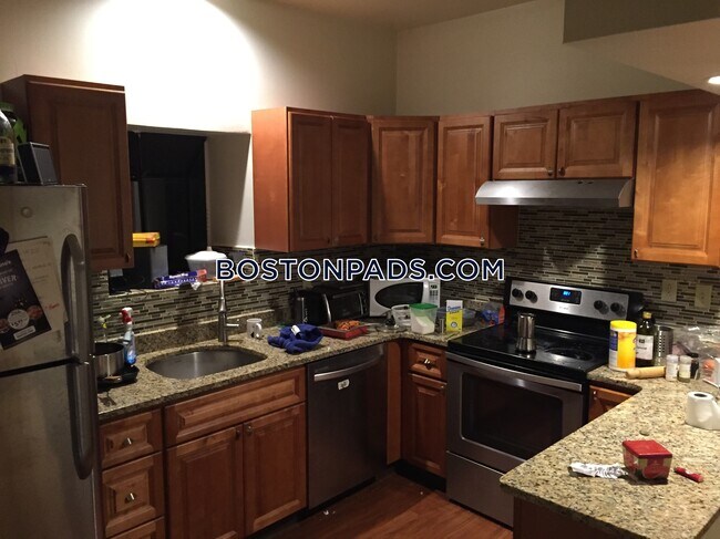 Photo - 616 Columbus Ave Unidad 1