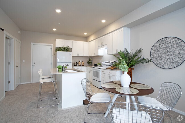 1BR, 1BA - 694SF - The Lookout