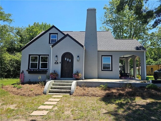 Building Photo - 10521 North Carolina 89 Highway West