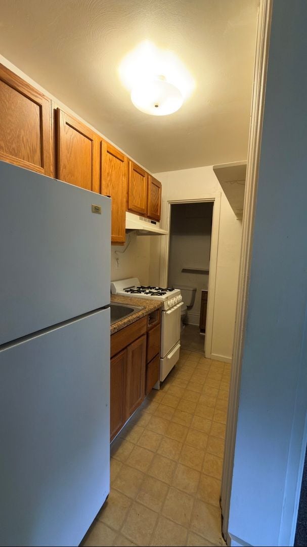 Photo - ALL UTILITIES INCLUDED Unit #2