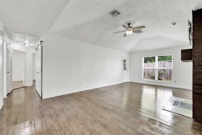 Photo - 22102 Breezy Hill Dr