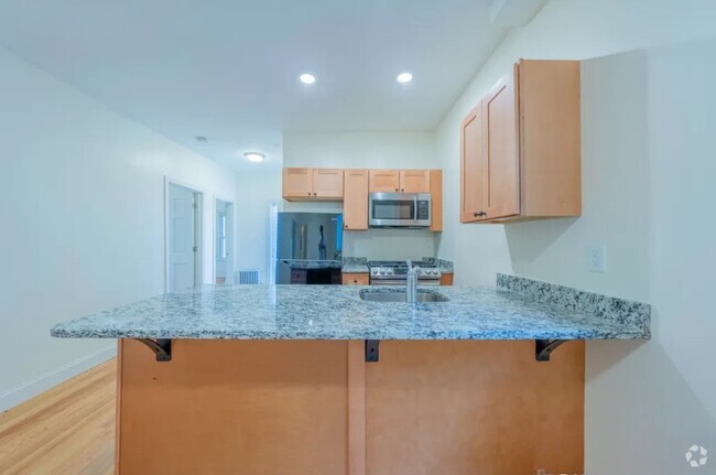 Building Photo - 11 Foskett St Unit 1 Rental
