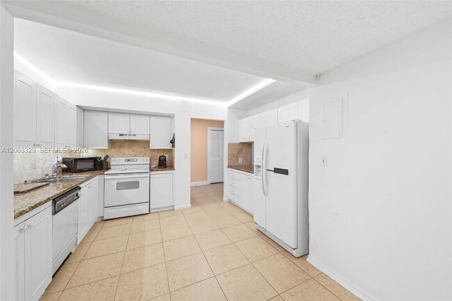 Photo - 2500 Parkview Dr Unidad 812