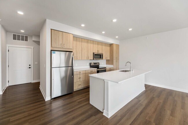 Photo - Heyday Oak Creek