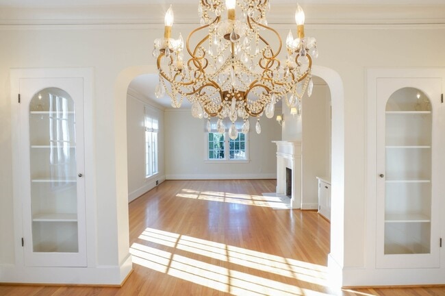 Photo - Dream Home in the Southwest Hills! Your Pa...