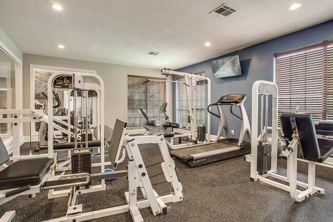 Photo - 7272 Marvin D. Love Fwy Unidad b3