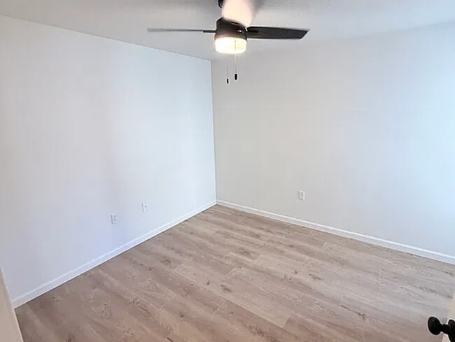 Photo - 70-110 S Haskell St