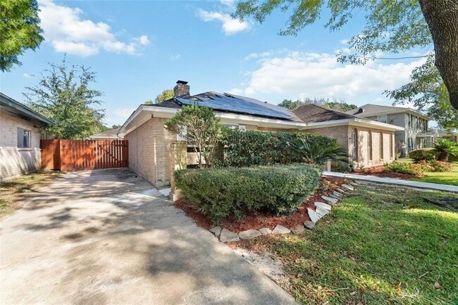 Photo - 22122 Woodrose Dr
