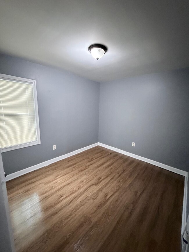 Photo - 14255 Burt Rd