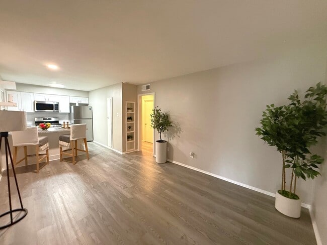 Photo - 9733 Neuens Rd Unit 25