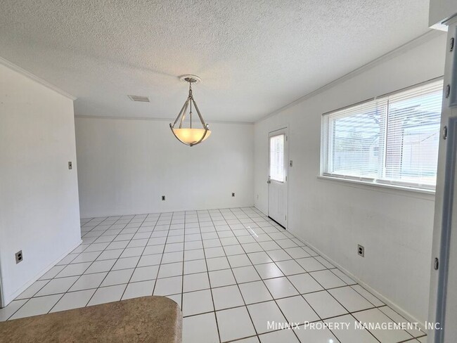Photo - 1813 Mc Donald St