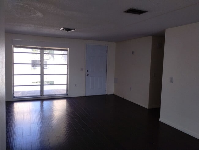 Photo - Charming 2BR / 2BA home with 1,455 sq ft of living space just minutes from the Gulf of America!