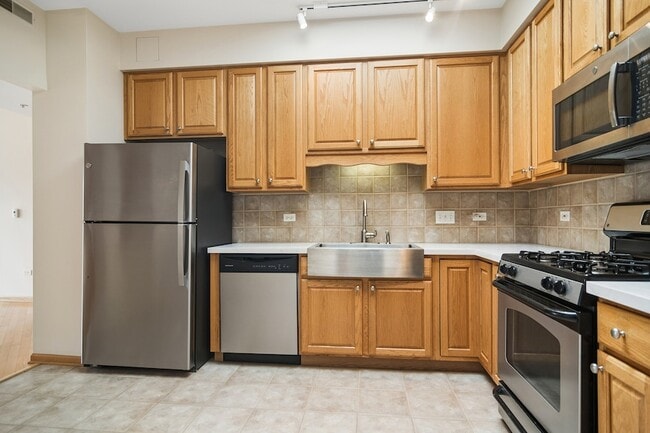Photo - 11 S Wille St Unit 705