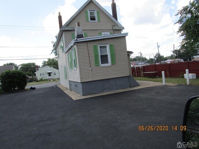 Photo - 17 Player Ave Unit 1