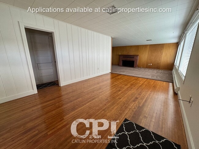 Photo - 532 Davidson Avenue