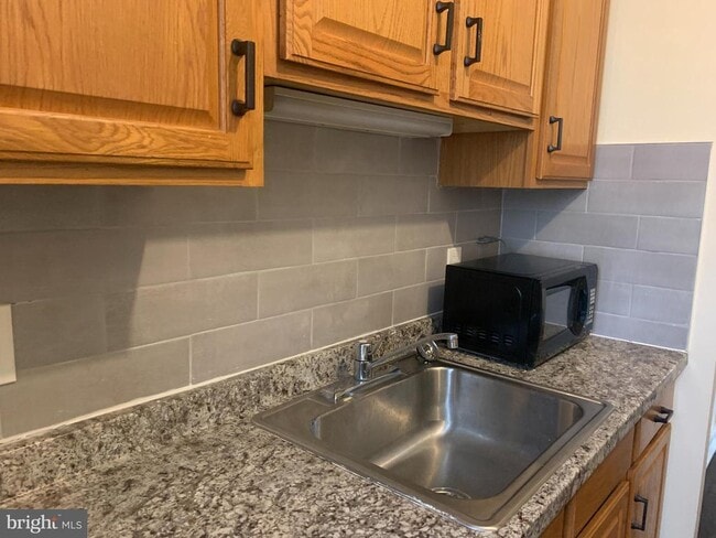 Photo - 24 S Evans St Unit 3