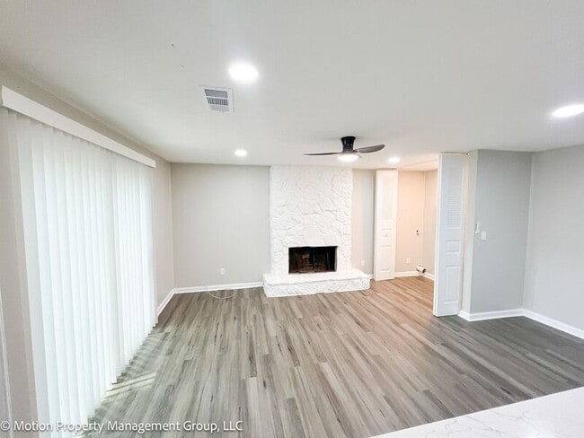 Photo - 1995 Northerly Way