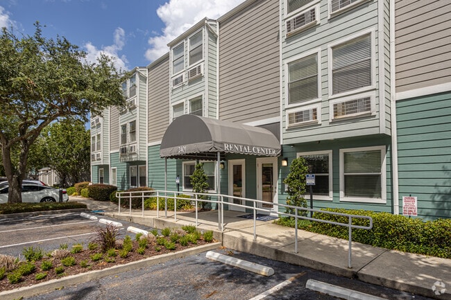 Building Photo - Peppertree Rental