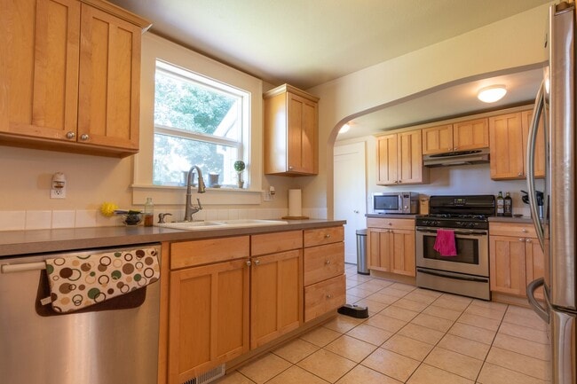 Photo - 6406 SE 44th Ave