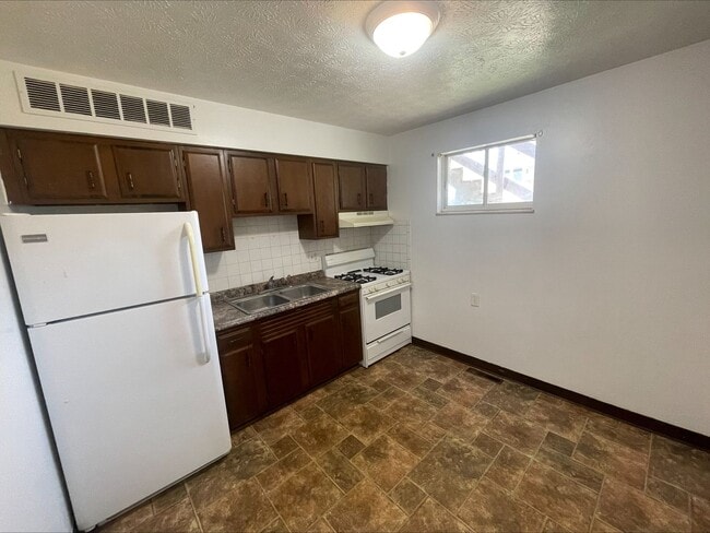 Photo - 3505 Elm St Unit Apt. 12