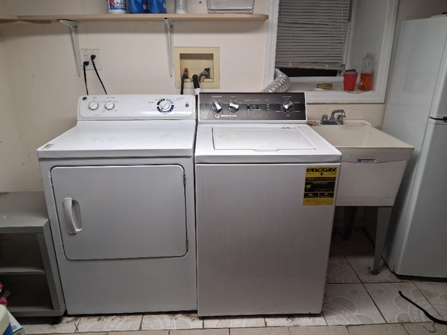 Photo - 132 W Market St Unit 2