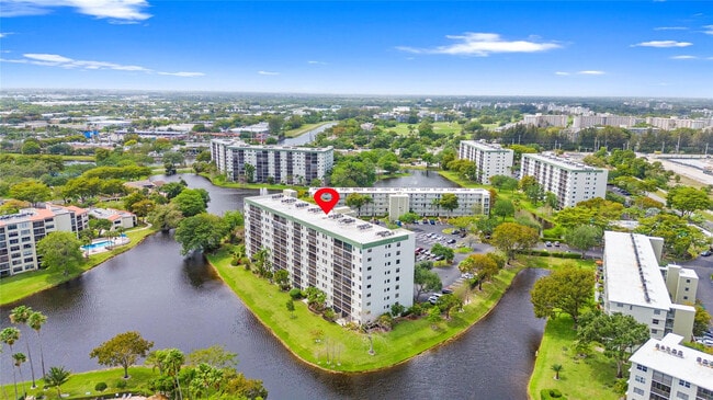 Photo - 2232 N Cypress Bend Dr Unit 107