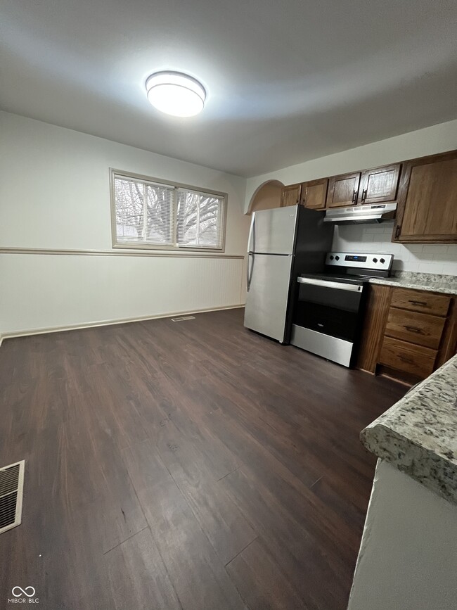 Photo - 3597 N Lynhurst Dr