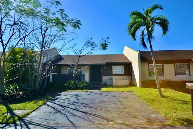 Photo - 11033 SW 124th Ct Townhome