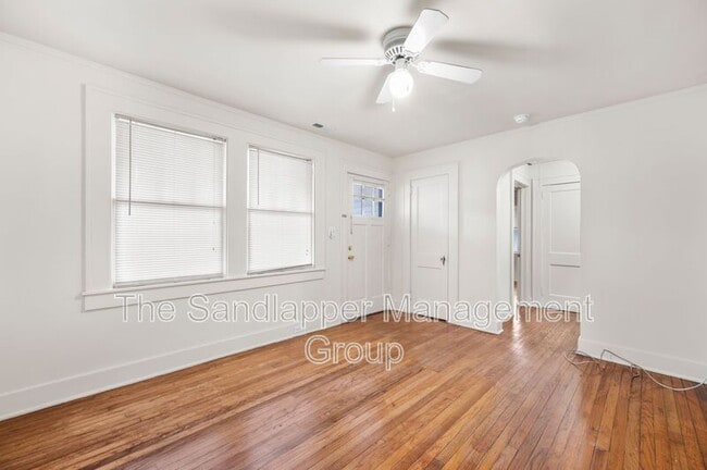 Photo - 2144 Banyan St
