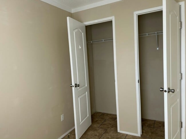 Photo - 6941 MacDonald Ct