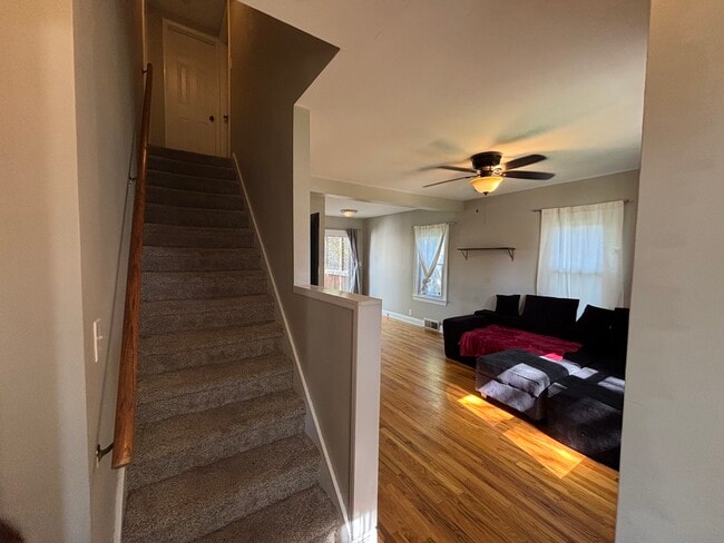 Photo - 927 Townsend St