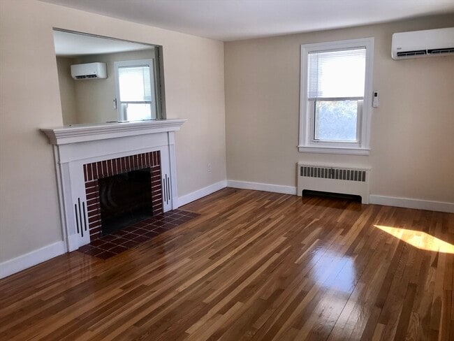 Photo - 138 King Philip Rd