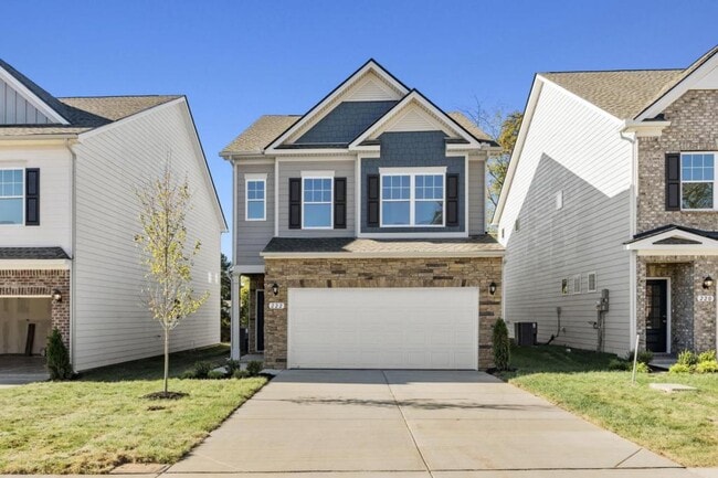 Building Photo - 222 Emmett Dr