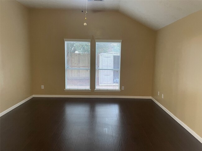 Building Photo - 19530 Village Of Bridgestone Ln