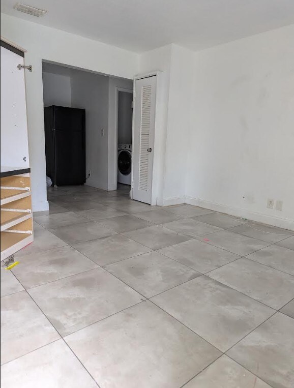 Photo - 741 NW 3rd Ave Unidad 741-1