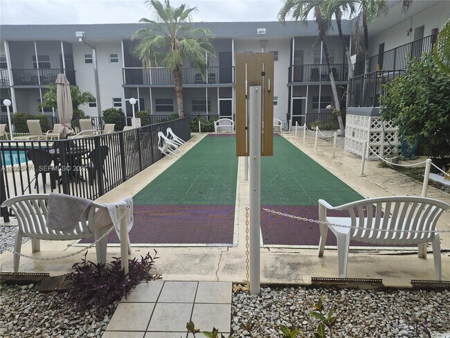 Photo - 415 NE 2nd St Unit 202