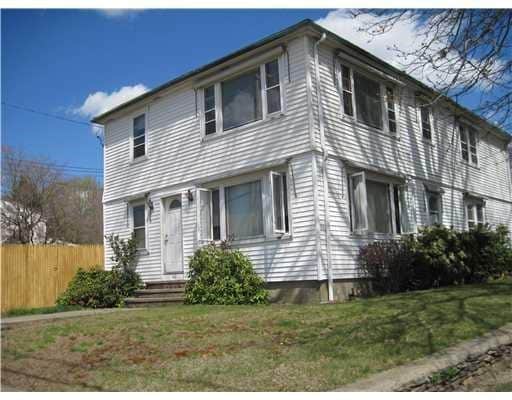 Building Photo - 463 Sharon St