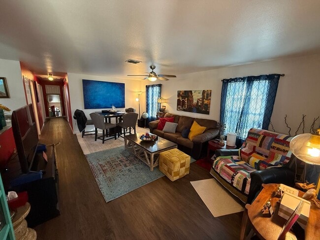 Photo - 2727 Choice St