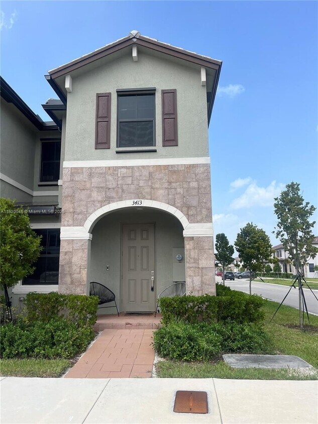 Photo - 3413 W 113th St (Hialeah, FL)
