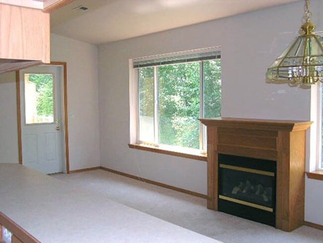 Photo - 2 Bedroom, 2 Bathroom Townhome off of Alabama St