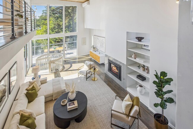 Building Photo - 2861 Chelsea Dr