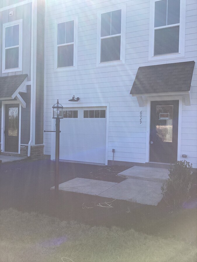 Photo - 6029 McComb St Townhome