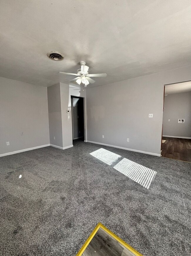 Photo - Adorable Two Bedroom Duplex In Truxton Unit 35 Radford St