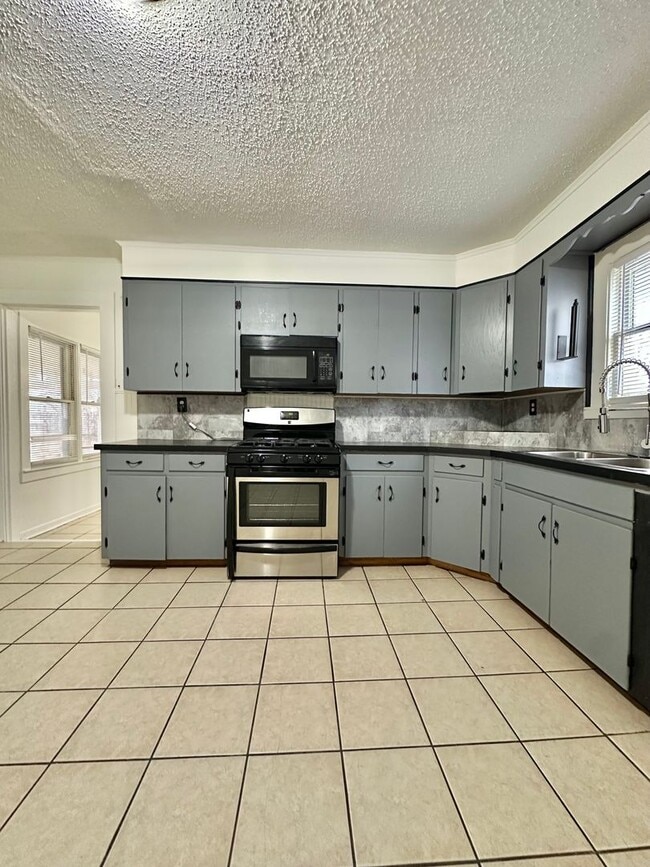 Photo - COMING SOON!!! -  Spacious 3-Bedroom Home Available to Lease!