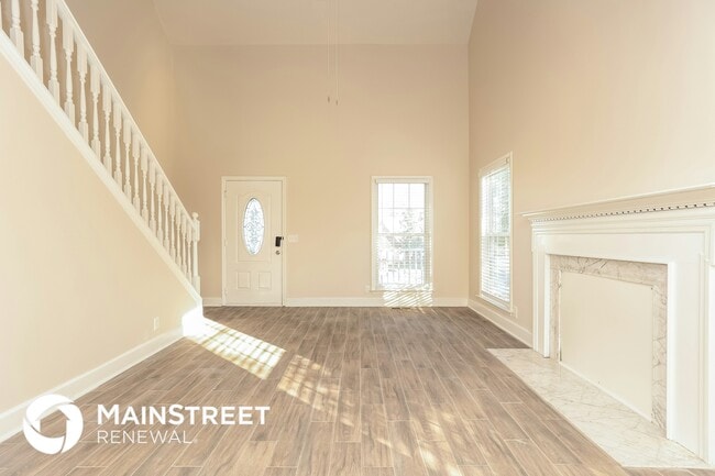 Photo - 120 Firelight Ct