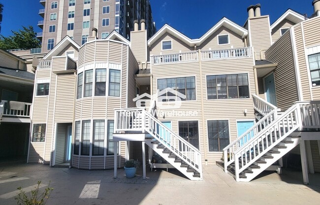 Building Photo - 1050 Piedmont Ave NE