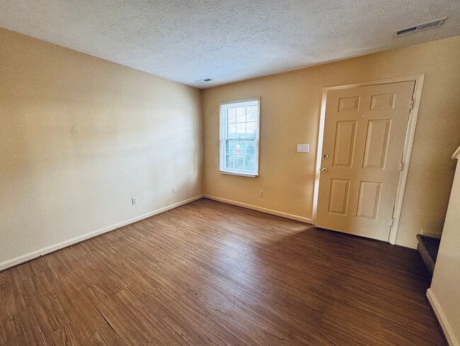 Photo - Timberlake Rd Townhouse